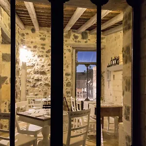 Hotel La Petite Maison
